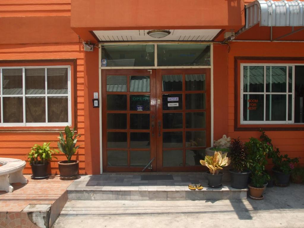 Aura House Hotel Pattaya Luaran gambar